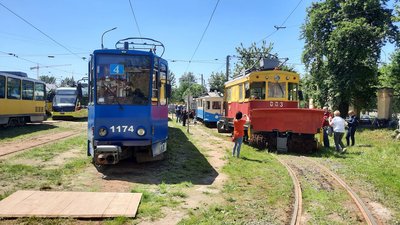 У Львові влаштували виставку старовинних трамваїв У Львові влаштували виставку старовинних трамваїв