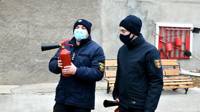 Рятувальники нагадали священнослужителям правила пожежної безпеки