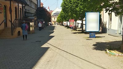 Кафе та ресторанам Ужгорода не дозволили працювати до півночі