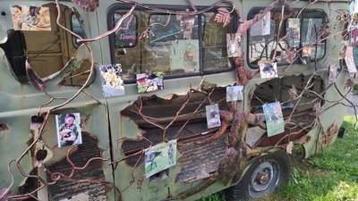 Фотовиставка військових з чотирилапими, поетична зустріч та екскурсія в зоомузей. Куди піти на вихідних у Дніпрі