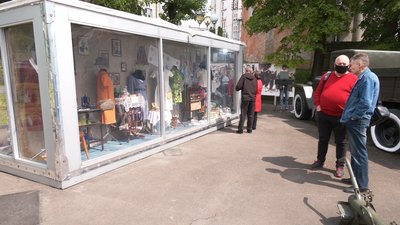У Рівному представили виставку "Забутий/незабутий вінтаж" з речами минулого століття У Рівному представили виставку "Забутий/незабутий вінтаж" з речами минулого століття