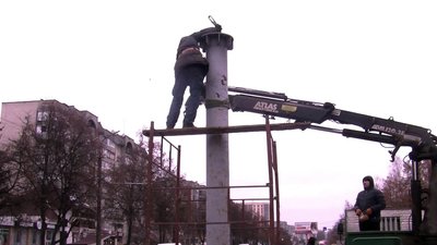 Луцьк очищають від зовнішньої реклами: демонтують 25 білбордів Луцьк очищають від зовнішньої реклами: демонтують 25 білбордів