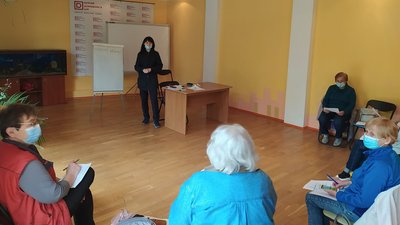 Львів'янка розповіла про навчання на курсах мобільної грамотності для літніх людей Львів'янка розповіла про навчання на курсах мобільної грамотності для літніх людей
