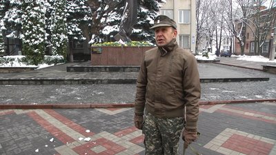 На фото учасник Помаранчевої революції та революції Гідності Олександр Климчук. 21 листопада 2022 рік. На фото учасник Помаранчевої революції та революції Гідності Олександр Климчук. 21 листопада 2022 рік.