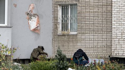 Влучання БпЛА в будинок у Сумах