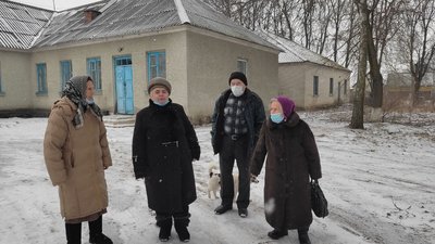 На Волині пункт "швидкої" перенесли майже за 20 кілометрів. Чому так сталося і що кажуть селяни На Волині пункт "швидкої" перенесли майже за 20 кілометрів. Чому так сталося і що кажуть селяни