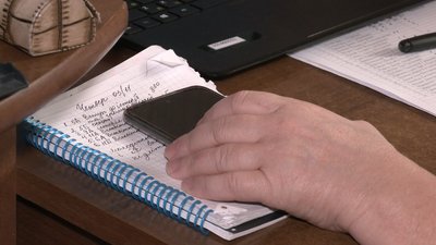 "Ми не хотіли, щоб вони до нас приходили": як вчителька історії України з Харківщини пережила окупацію "Ми не хотіли, щоб вони до нас приходили": як вчителька історії України з Харківщини пережила окупацію