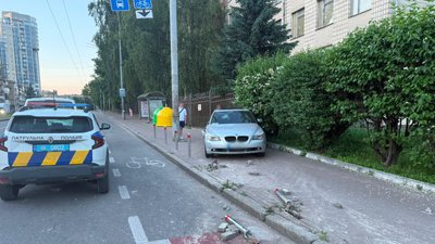 Смертельна ДТП на Печерську: затримали водія ВАЗ, який спричинив аварію Смертельна ДТП на Печерську: затримали водія ВАЗ, який спричинив аварію