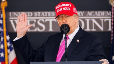 Трамп відклав запровадження тарифів ЄС до липня