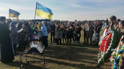На Чернігівщині попрощалися з двома загиблими бійцями На Чернігівщині попрощалися з двома загиблими бійцями