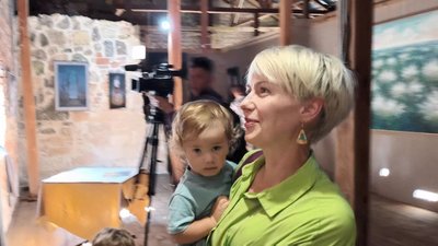 Ольга Лужинська, відвідувачка артпростору "Український космос" Ольга Лужинська, відвідувачка артпростору "Український космос"