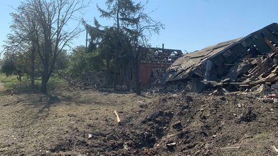 Війська РФ обстріляли приватні будинки у Золочівській громаді Харківщини