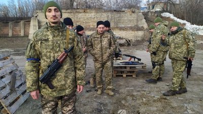 Вчаться стріляти з гранатометів та кулеметів. Як тренують тероборону Кіровоградщини Вчаться стріляти з гранатометів та кулеметів. Як тренують тероборону Кіровоградщини