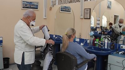 "Працюю 66 років, це моє життя". Історія 88-річного перукаря з Одеси Івана Штирьова "Працюю 66 років, це моє життя". Історія 88-річного перукаря з Одеси Івана Штирьова