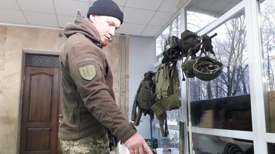 "Те, що ми залишились живими — просто пощастило". Учасник Революції Гідності Артур Назаров згадує Майдан