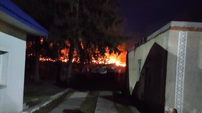 У місті на Волині горять складські приміщення. Що відомо