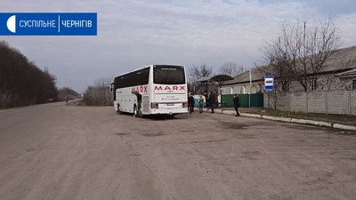 Пасажира автобуса з Москви з температурою доставили до Новгорода-Сіверського. У нього виявили грип