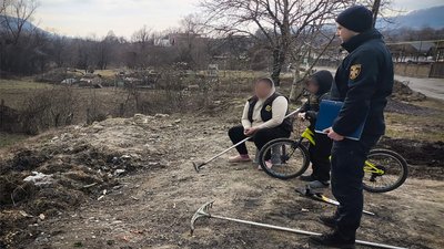 Паліїв виявляють за допомогою дронів: впродовж доби оштрафували 4 закарпатців за спалювання сухостою Паліїв виявляють за допомогою дронів: впродовж доби оштрафували 4 закарпатців за спалювання сухостою
