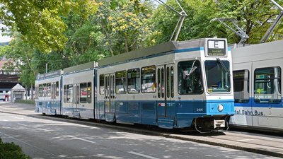 Трамвай Tram 2000