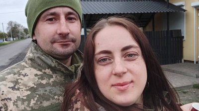 погана була дружина, бо пішла на службу”: як вчителька з Волині стала офіцером після зникнення чоловіка погана була дружина, бо пішла на службу”: як вчителька з Волині стала офіцером після зникнення чоловіка