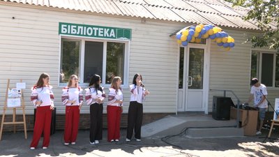 З непридатного приміщення — у комфортне: черкаська бібліотека переїхала