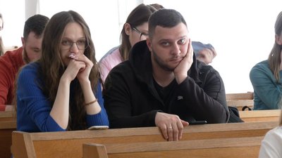 Як в Івано-Франківську проходять заняття для майбутніх батьків Як в Івано-Франківську проходять заняття для майбутніх батьків