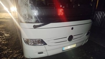 Наїхав на пішохода і втік: на Закарпатті підозрюють водія пасажирського автобуса