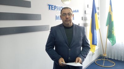 Заступник начальника Тернопільської митниці Юрій Мацібора Заступник начальника Тернопільської митниці Юрій Мацібора