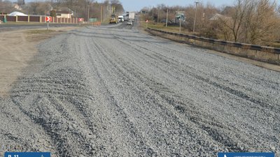 На Полтавщині відновили ремонт дороги Полтава-Красноград На Полтавщині відновили ремонт дороги Полтава-Красноград