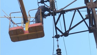 Відсутнє електропостачання у Запорізькій області: кому відновлено живлення
