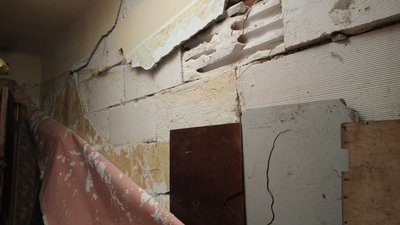 Жителям пошкодженого будинку в Миколаєві продовжують приходити квартплати Жителям пошкодженого будинку в Миколаєві продовжують приходити квартплати