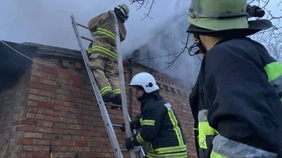 У Запорізькому районі сталася пожежа в прибудові приватного будинку