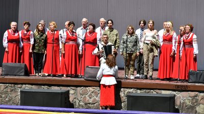 Під час концерту на фестинах Під час концерту на фестинах