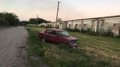 На Вінниччині нетверезий водій наїхав на коляску з немовлям На Вінниччині нетверезий водій наїхав на коляску з немовлям