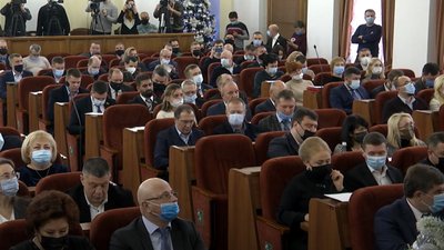 Боротьба з COVID та пільги: які зміни внесли харківські депутати до бюджету міста