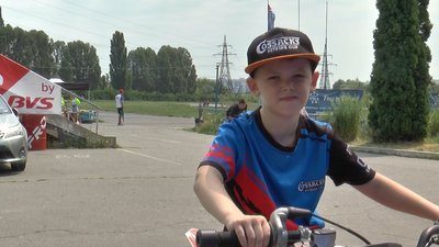 У Полтаві спортсмени готуються до мотоперегонів, які влаштують у вихідні У Полтаві спортсмени готуються до мотоперегонів, які влаштують у вихідні