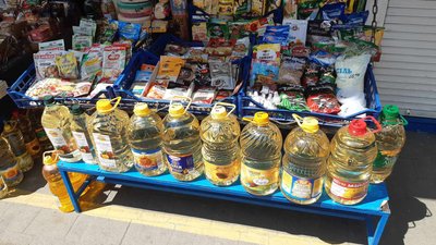 Соняшникова олія на хмельницькому продовольчому ринку. Липень 2023. Соняшникова олія на хмельницькому продовольчому ринку. Липень 2023.