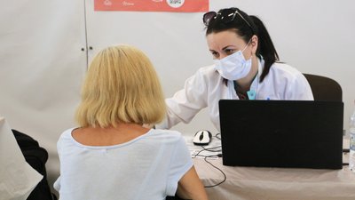 За минулу добу від COVID-19 вакцинували понад 2 тисячі мешканців Одеси За минулу добу від COVID-19 вакцинували понад 2 тисячі мешканців Одеси