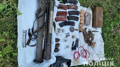 У Запоріжжі знайшли сховок із боєприпасами