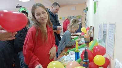 "Кожна сім'я — це розповідь про біль": вінничанка Вікторія Чешківська про волонтерство, Ірпінь та допомогу переселенцям "Кожна сім'я — це розповідь про біль": вінничанка Вікторія Чешківська про волонтерство, Ірпінь та допомогу переселенцям