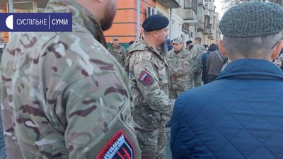 У Сумах прощалися з Олександром Іваніною (ФОТО) У Сумах прощалися з Олександром Іваніною (ФОТО)