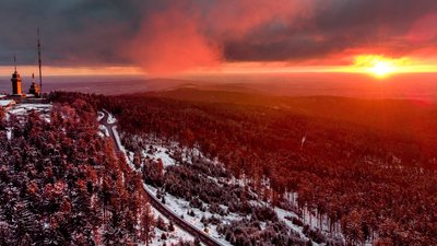 Розстріл хмар і небезпечні метеоявища. Як змінилася погода в Україні