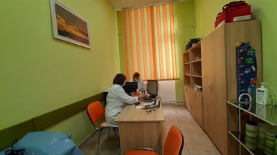 Щеплення від COVID-19 на Львівщині забезпечуватимуть 10 виїзних бригад Щеплення від COVID-19 на Львівщині забезпечуватимуть 10 виїзних бригад