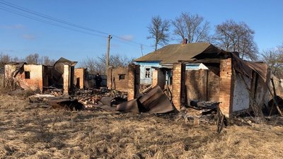 Внаслідок обстрілів на Сумщині пошкоджено 5 будинків — поліція Внаслідок обстрілів на Сумщині пошкоджено 5 будинків — поліція