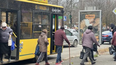 Частина тролейбусних маршрутів у Полтаві не курсує через технічні причини