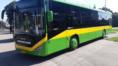 Вінничани просять не забирати "жовті буси" на автобусному маршруті № 32
