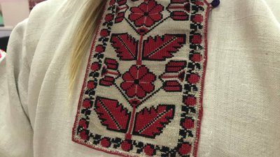 У Житомирі створили ансамбль, котрий виступає в автентичному поліському одязі ХІХ століття У Житомирі створили ансамбль, котрий виступає в автентичному поліському одязі ХІХ століття