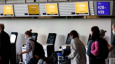 Lufthansa скасувала понад 800 рейсів через страйки пілотів Lufthansa скасувала понад 800 рейсів через страйки пілотів