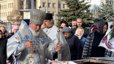 Як минуло богослужіння до свята Водохреща в Миколаєві Як минуло богослужіння до свята Водохреща в Миколаєві