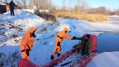 Від початку року на Полтавщині 18 людей провалилися під лід і загинули Від початку року на Полтавщині 18 людей провалилися під лід і загинули
